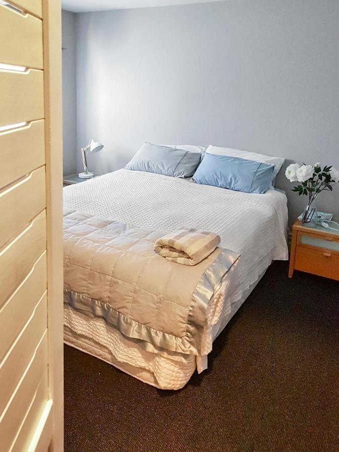 Oxleys 203 Apartment พิคตัน ภายนอก รูปภาพ